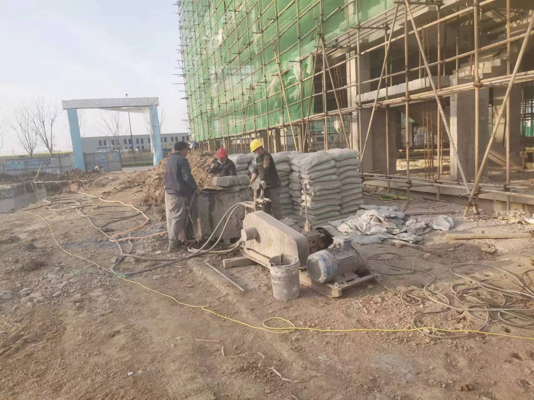 岢岚别墅下沉注浆